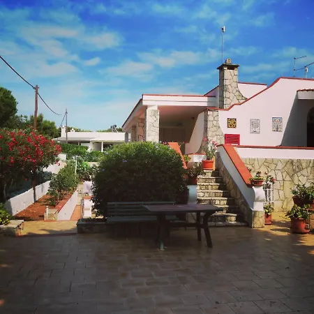 Residenza Ll Frutteto Дом отдыха *
